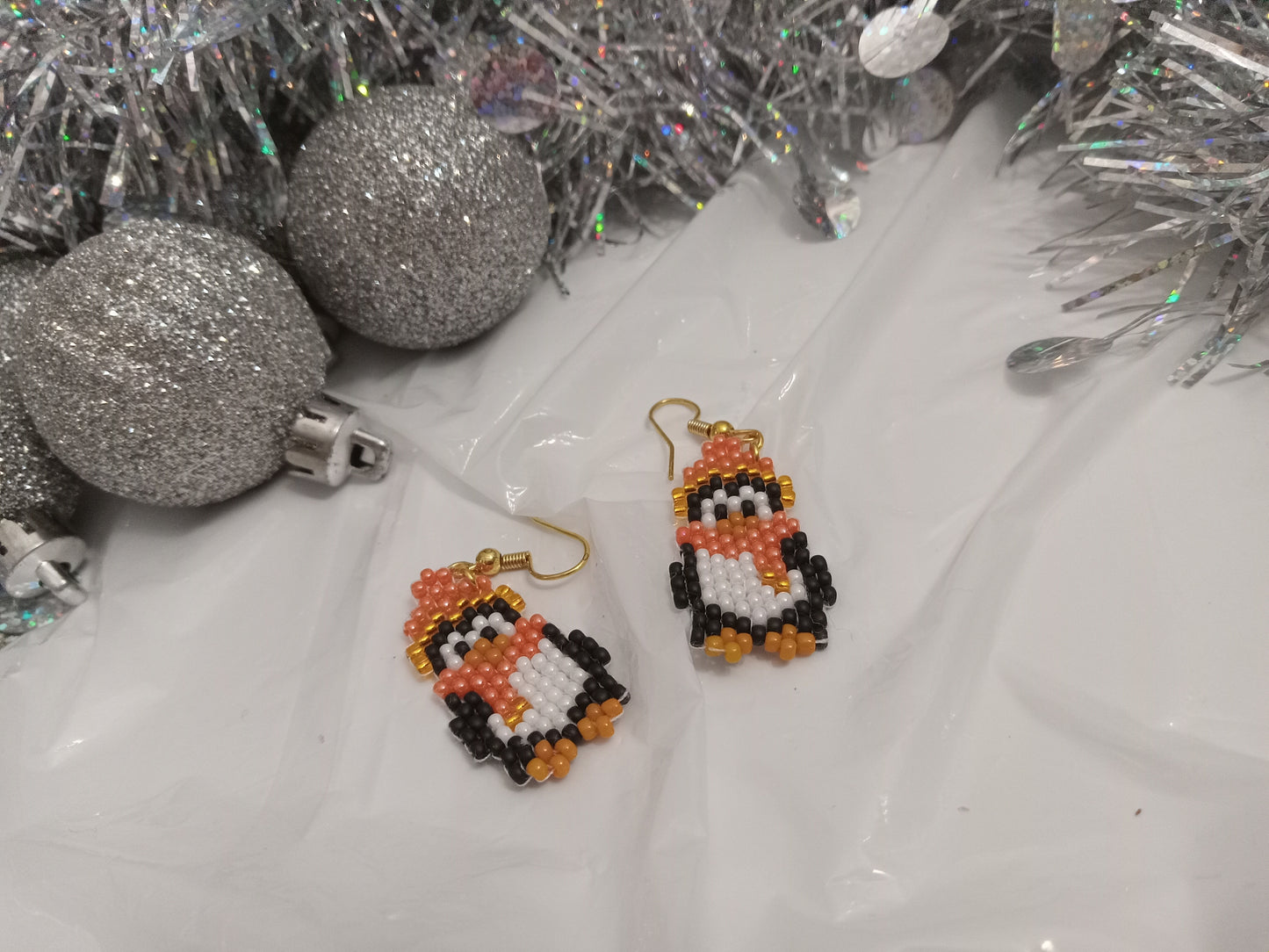 Brickstitch Chilly Penguin Earring