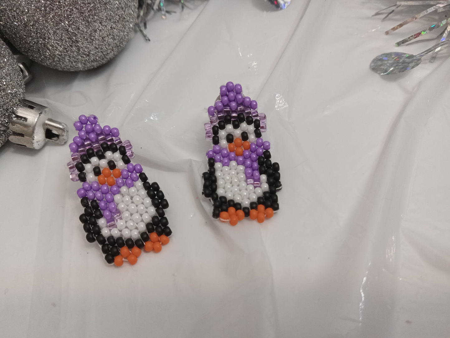 Brickstitch Chilly Penguin Earring